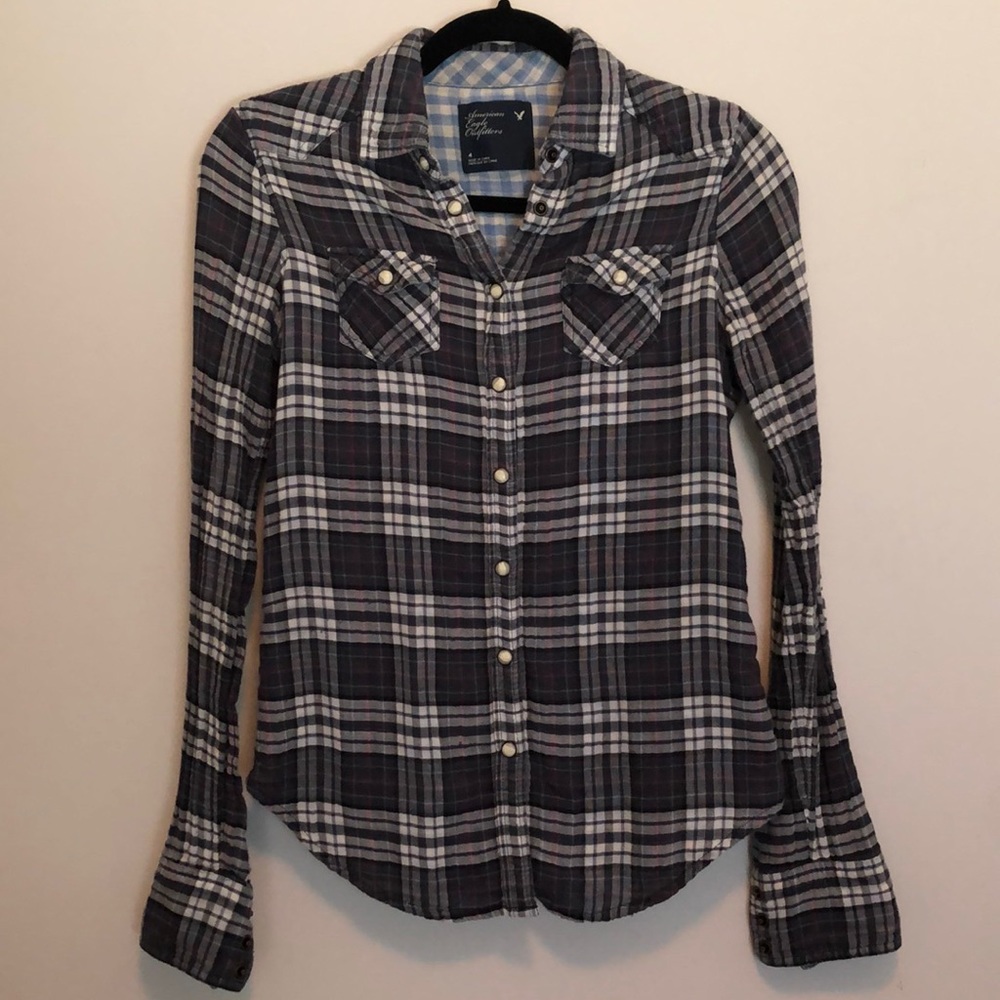 American Eagle Outfitters navy flannel shirt